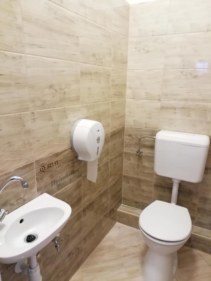 דירות קזינצברציקה Collingo Belvarosi Szallas מראה חיצוני תמונה